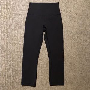 High Waisted LuLuLemon Wunder Under Crop